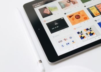 Как делать деньги на продаже стоковых материалов